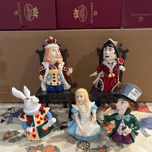 Dept 56 Alice In Wonderland 5 Characters And 2 Chairs With Boxes And Paperwork